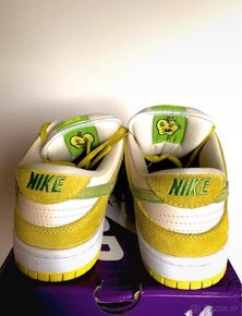 Nike dunk apple - 2