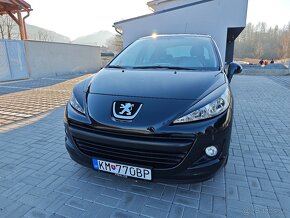 Peugeot 207 1.4 54kw benzín - 2