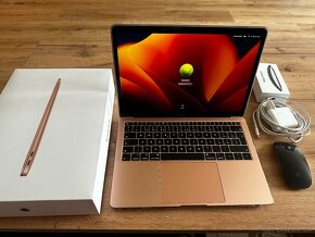 MacBook Air Retina 13.3" - 2