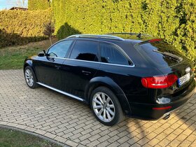 Audi A4 allroad 3,0tdi automat 12/2009 - 2