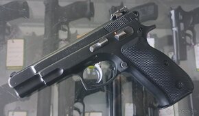 PISTOL 9x19 - 2