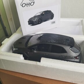 1:18 Toyota ,Seat ,Fiat Otto - - 2