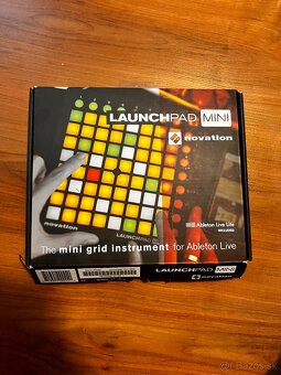 Launchpad Mini Novation - 2