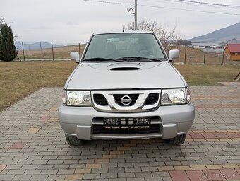 Nissan Terrano 2.7 TDi Sport 4x4 - 2