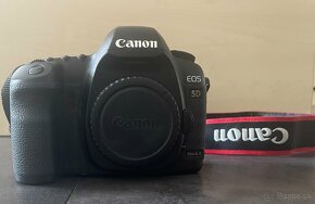 Canon EOS 5D Mark II - 2