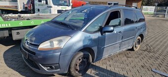 Lacno rozpredám Citroen C4 Grand Picasso 2006-2013 na ND - 2