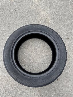 Continental 235/55R19 - 2