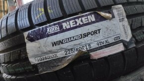 Nexen 225/40r18 zimné - 2