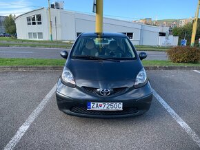 Toyota Aygo - 2