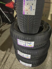 Zimné Pneu 235/55 R17 103V XL NEXEN WinGuard SPORT2 - 2