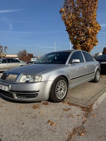 Škoda superb1 2.8v6 142kw - 2