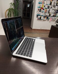 MacBook Pro 13-inch 2020 - 2