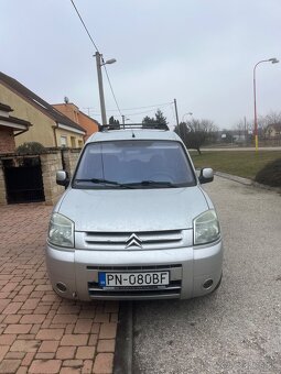 Citroen Berlingo 5 miestne s Taznym - 2