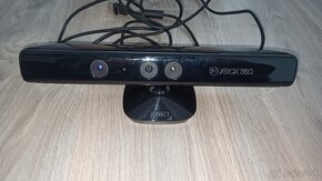 XBOX 360 Kinect + 2 ovládače - 2