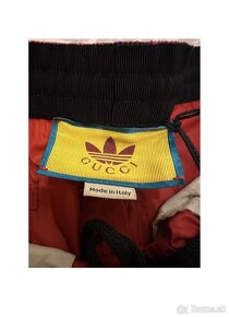 Predám pánske šuštiakové nohavice Gucci x Adidas - 2