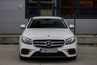 Mercedes-Benz E trieda Sedan 300 de 143 kw - 2