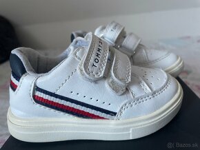 TOMMY HILFIGER - 2