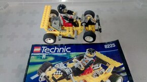 Lego Technic 8225 - 2