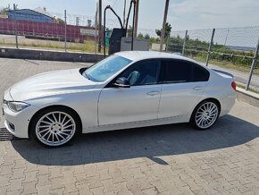 Bmw f30 318d - 2