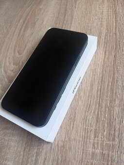 iPhone 15 plus čierny 128gb - 2