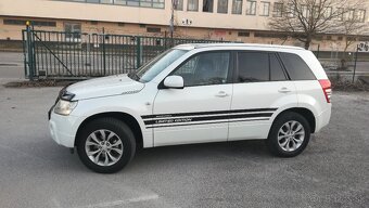 Suzuki grand vitara 2.0 benzín 103kw - 2