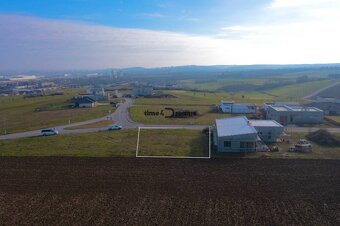 NA PREDAJ Pozemok v Lužiankach - EXKLUZÍVNE - 2