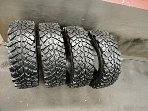 Predám tieto ako nové offroad pneu o rozmere 205/70 R15 - 2