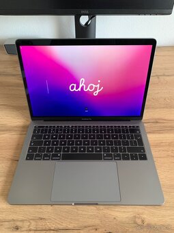 Macbook Pro 13-inch 2016 (500GB SSD, 8GB RAM) - 2