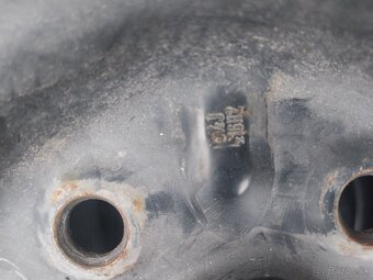 5 x 114.3 / r16 3kusy toyota plechove disky - 2