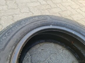 Goodyear Vectora 4 seasons Cargo 215 65R15C 104/102T - 2