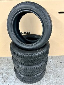 Pirelli sottozero3 zimne 215/55 r17 dot3921 - 2