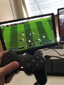 Playstation 2 + 2 ovládače + 5hier - 2