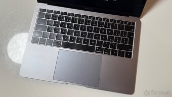 Apple Macbook Air 2018 13 palcový retina 128GB - 2