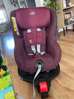 Britax romer dualfix m i size - 2