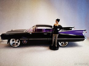 Predám model Cadillac Coupe DeVille 1959 s Catwoman - 2