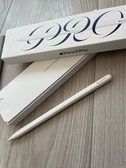 Predám skoro nové Apple pencil pro - 2