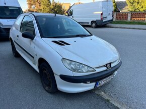 Peugeot 1.1 benzin, 44kw, 2004 - nepojazdné - 2