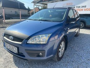 Ford Focus Kombi 1.6 Zetec Champion Plus - 2