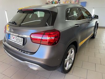 Mercedes Benz GLA 200d 4MATIC - 2