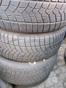 215/60 R17 zimne Firestone - 2