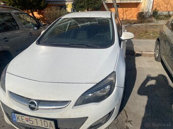 Predám opel astra j - 2