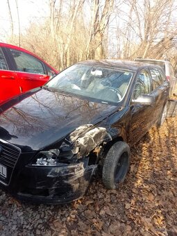 Havarované Audi A3 ročník 2012 obsah 1,6desel - 2