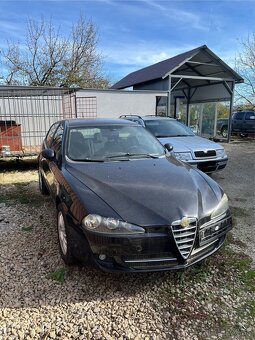 Alfa Romeo 147 rozpredam - 2