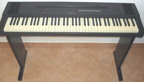 Digitální piano Roland EP-75 - 2