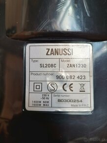 Vysávač Zanussi ZAN 1230 s výkonom 1600 W - pár krát použitý - 2