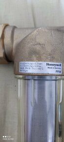 Honeywell FF06 (col) - 2