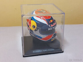 Predám Max Verstappen 2015 Toro Rosso F1 mini prilba 1:4 - 2