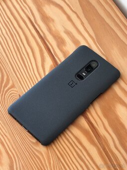 OnePlus 6 – 8GB RAM / 128GB, Midnight Black - 2