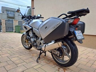 Pedám Honda CBF 1000 A - 2