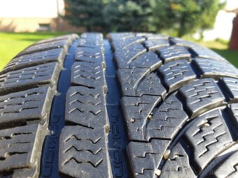 235/40 r18 zimne pneumatiky - 2